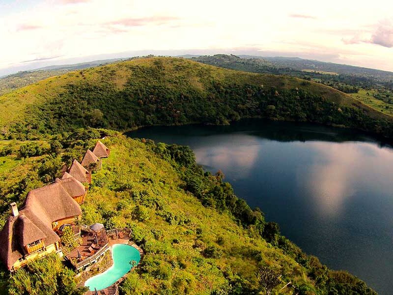 safari tours uganda rwanda